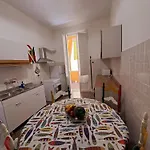 Da Gina Lägenhet